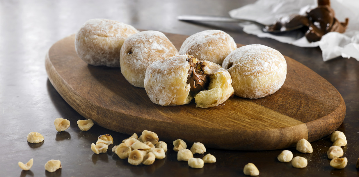 Chocolate Hazelnut Filled Mini Beignets