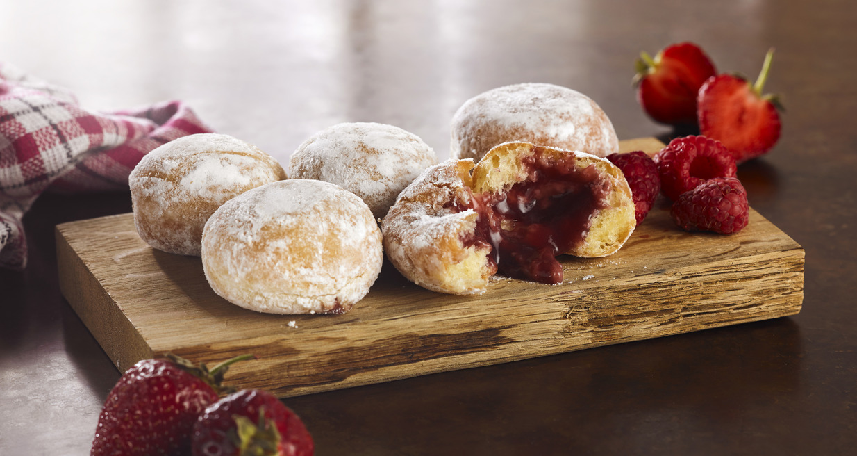 Red Fruits Filled Mini Beignets