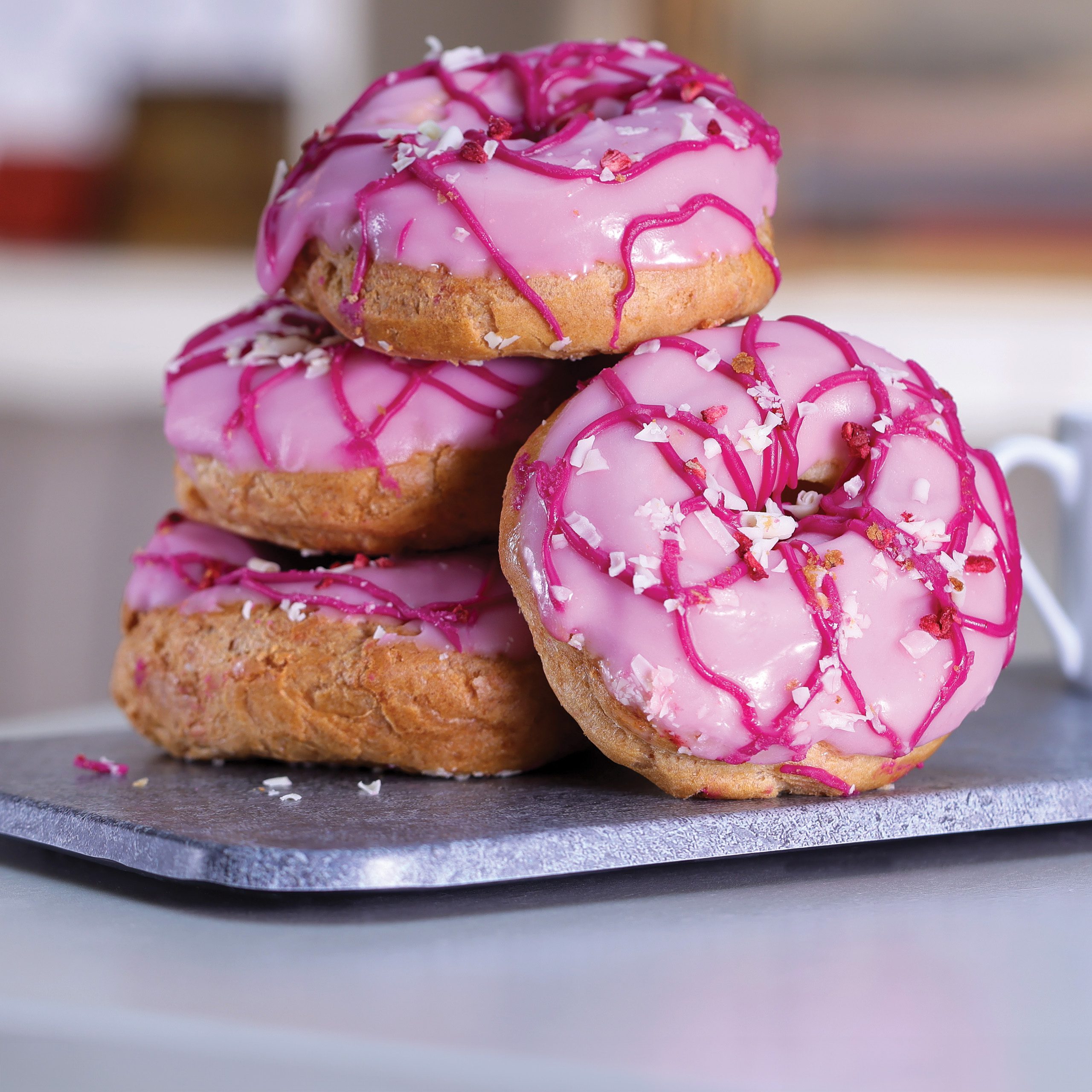 Raspberry & White Chocolate Chouxnut