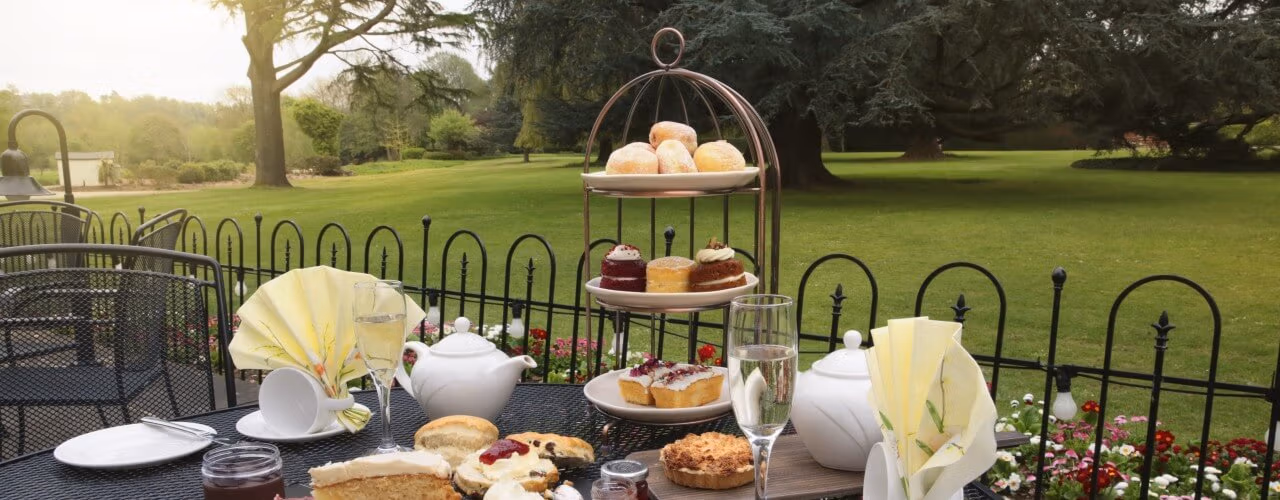 afternoon-tea-coronation