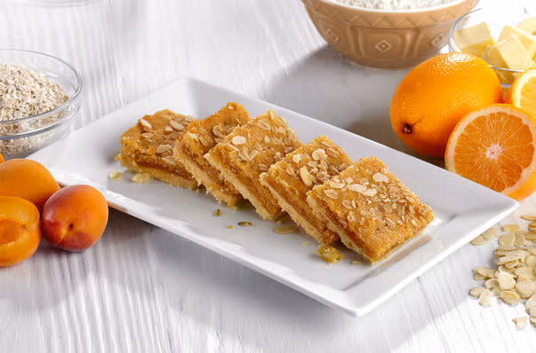 vegan-apricot-orange-and-almond-slice-077975-hmc
